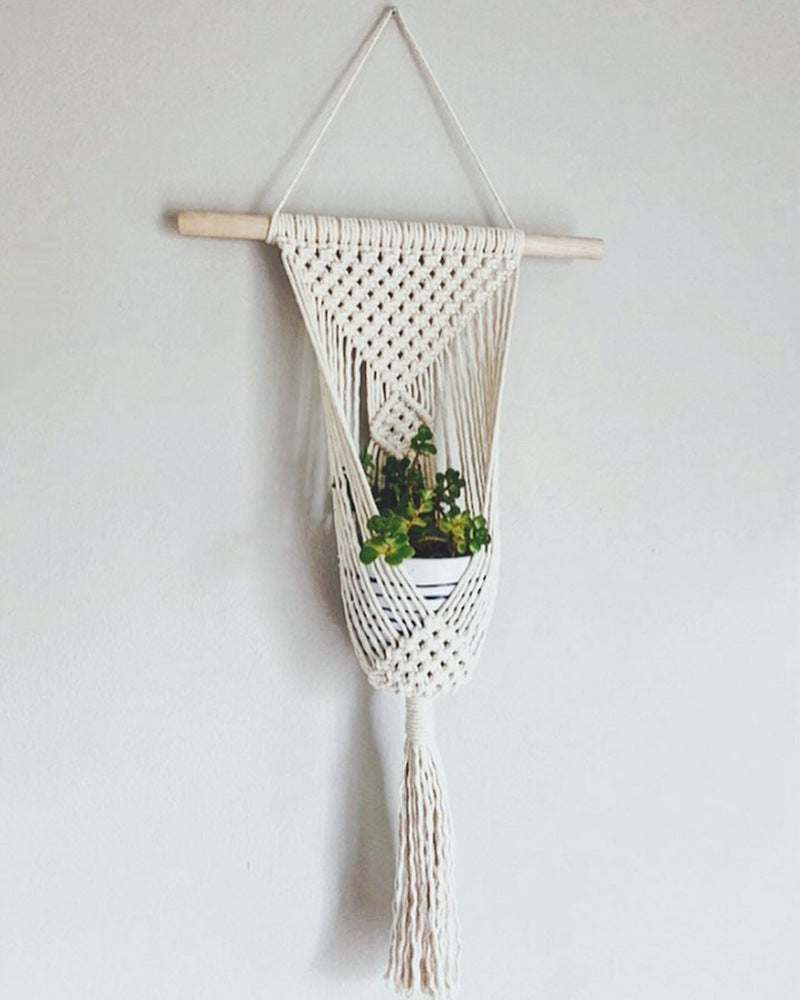 Macramé Plant Holder
