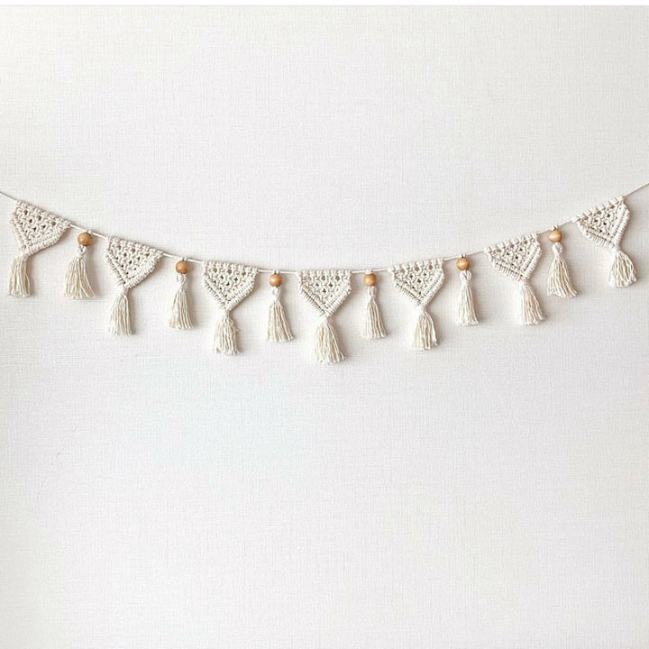 Macramé Decorative Wall Garland