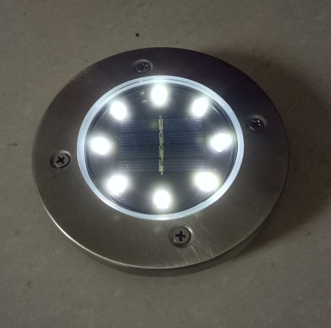 Solar-powered house number sign lighting