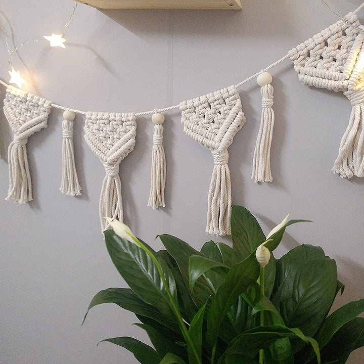 Macramé Decorative Wall Garland