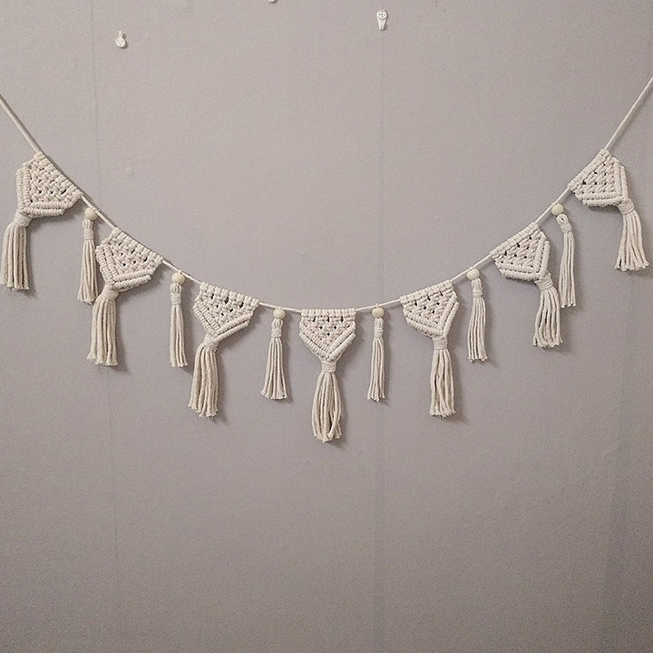 Macramé Decorative Wall Garland