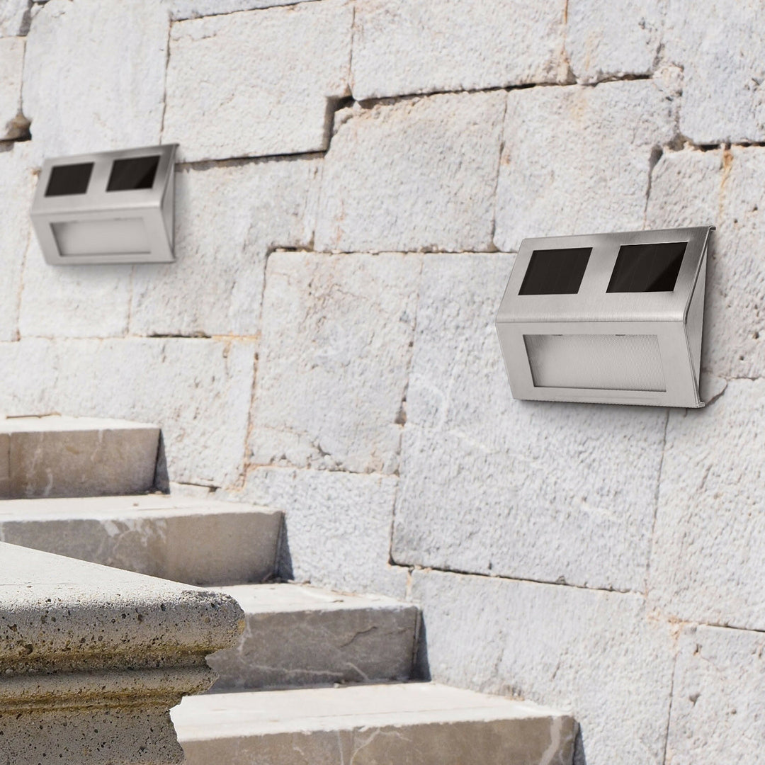 Solar-powered motion sensor
