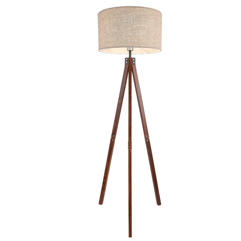 Elegant tripod floor lamp