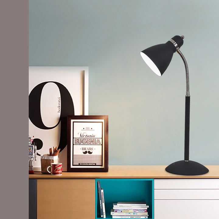 Desk lamp