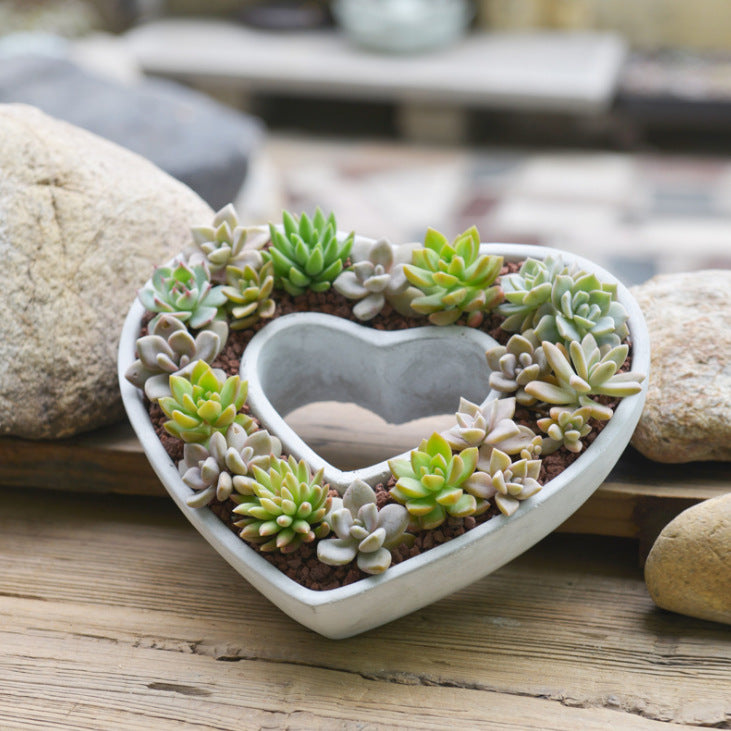Decorative plant pot