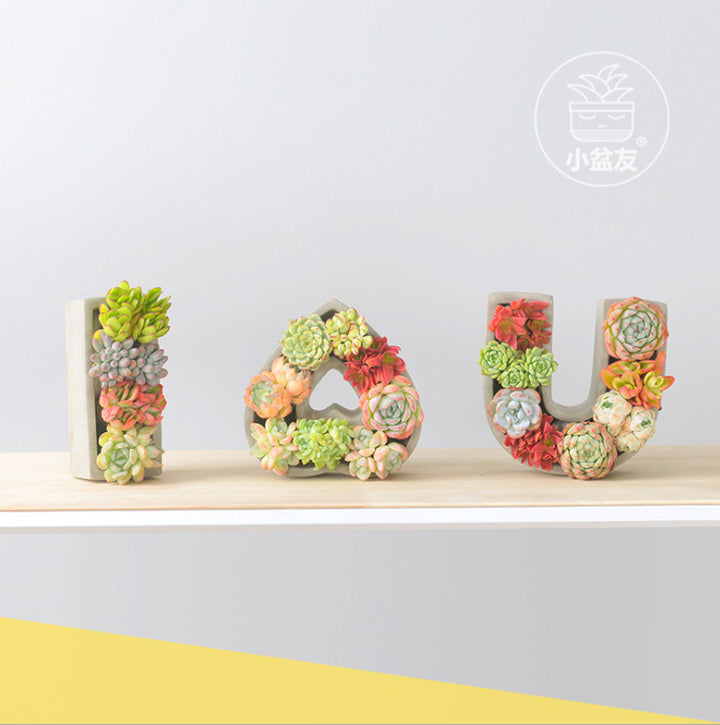 Decorative plant pot