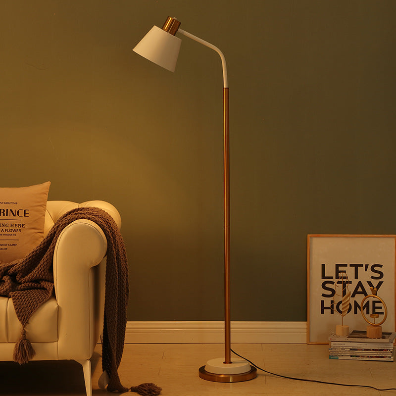 Modern adjustable floor lamp