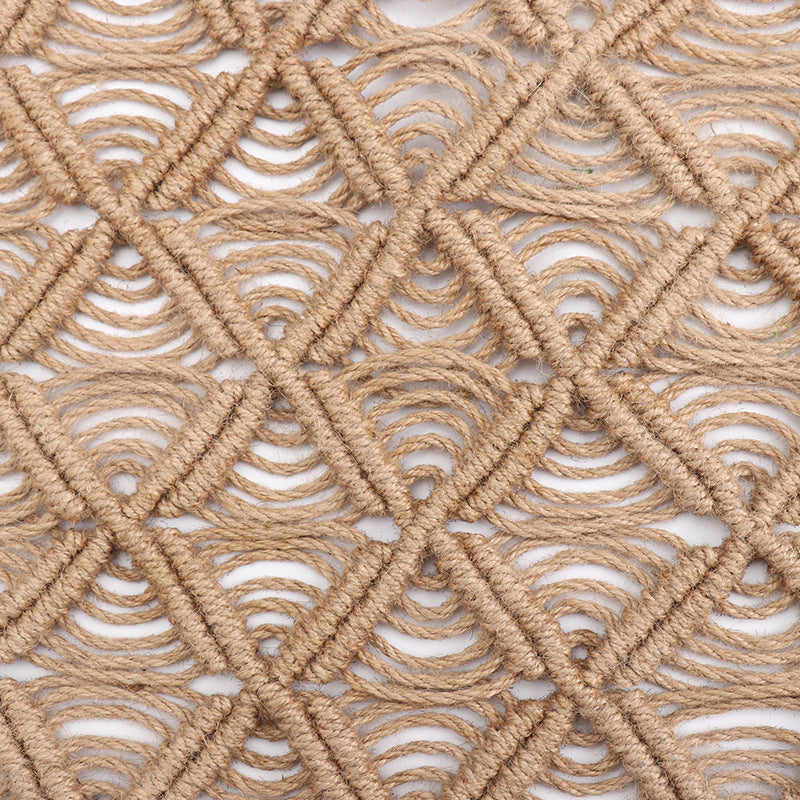 Decorative macrame placemat