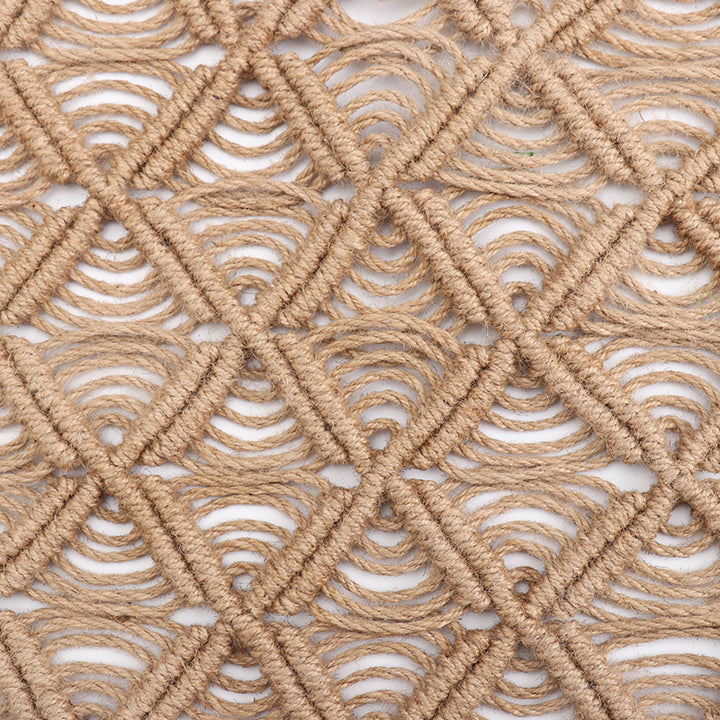 Decorative macrame placemat