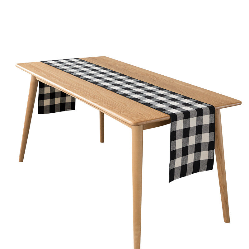 Woven table placemat in buffalo check made of cotton blend
