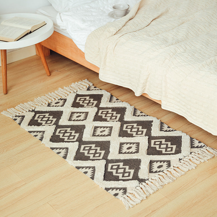 Flat-woven cotton runner in Kilim-Ethno design with fringes
