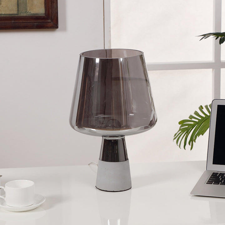 Contemporary desk lamp