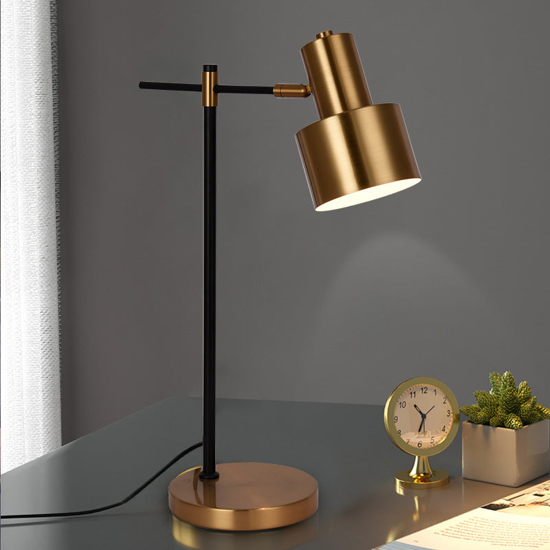 Modern desk lamp