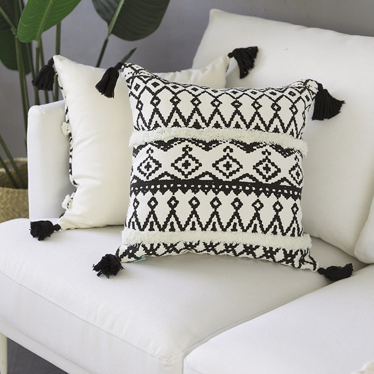 Square cushion cover in Boho-Ethno style with hand-tufted stripes and corner tassels