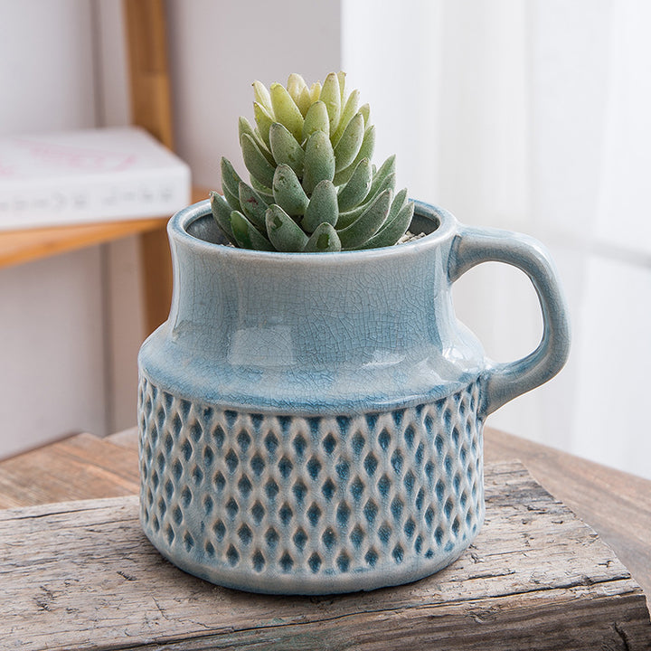 Decorative plant pot