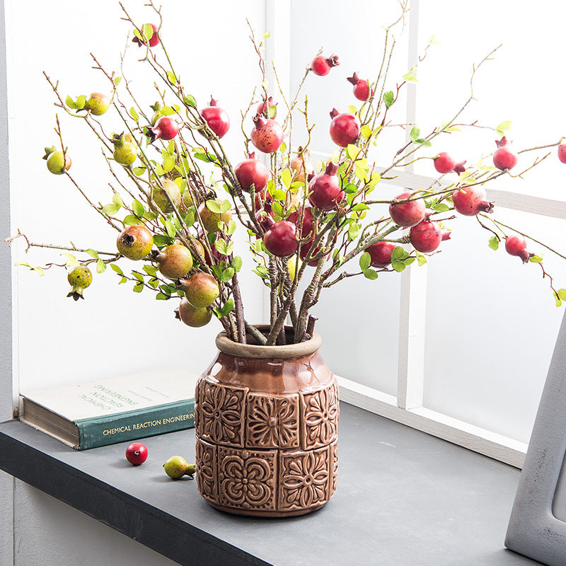 Decorative flower pot