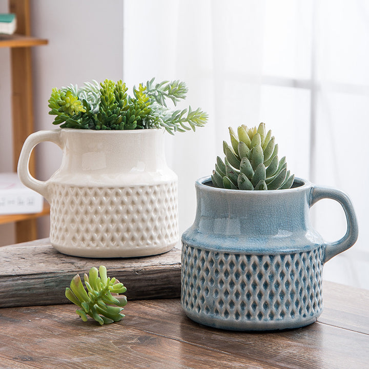 Decorative plant pot