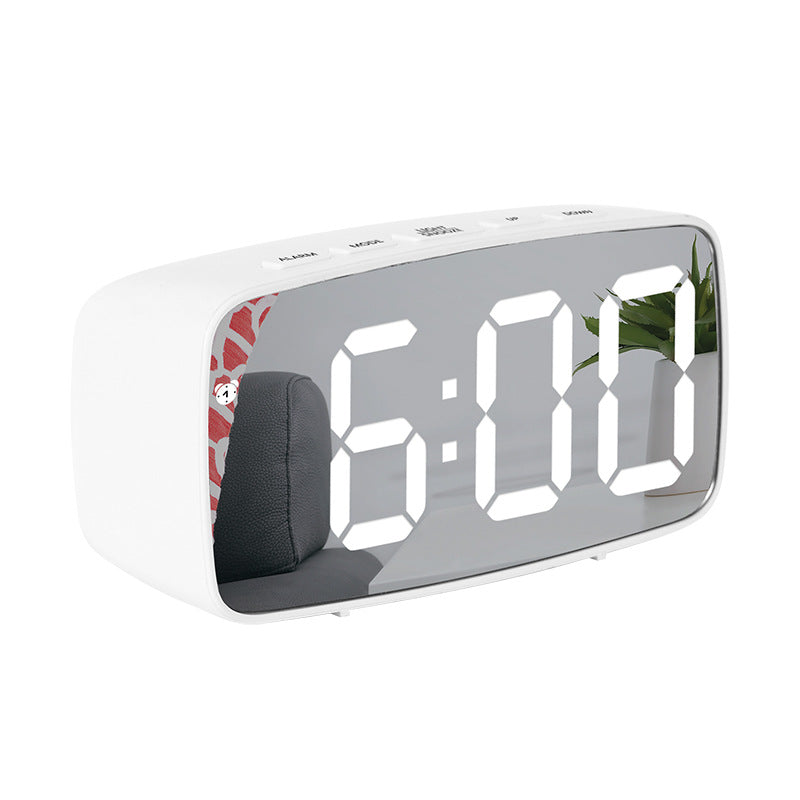 Digital timer with large digits