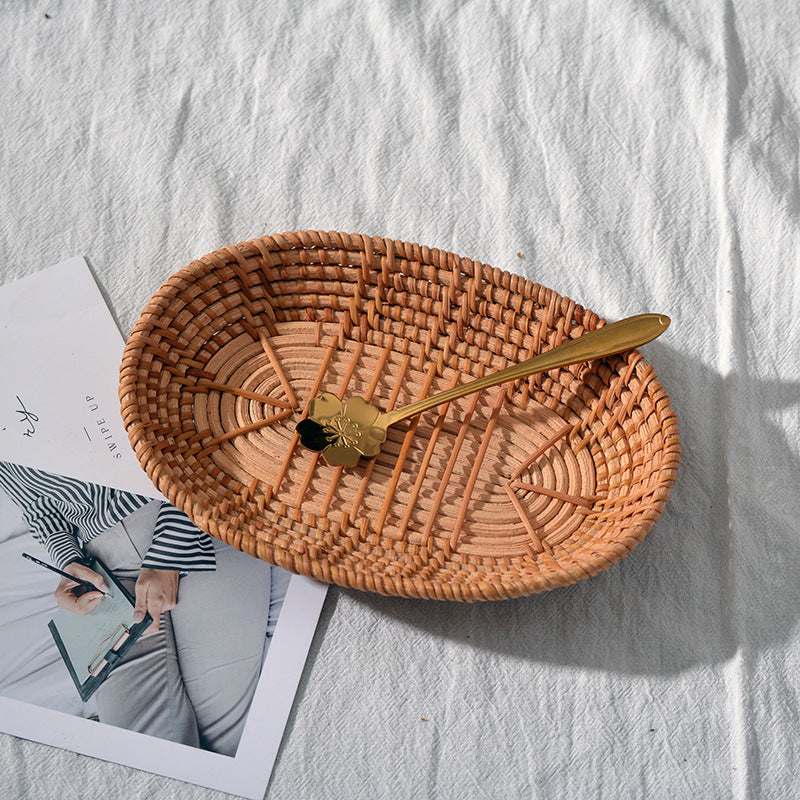 Decorative shelf
