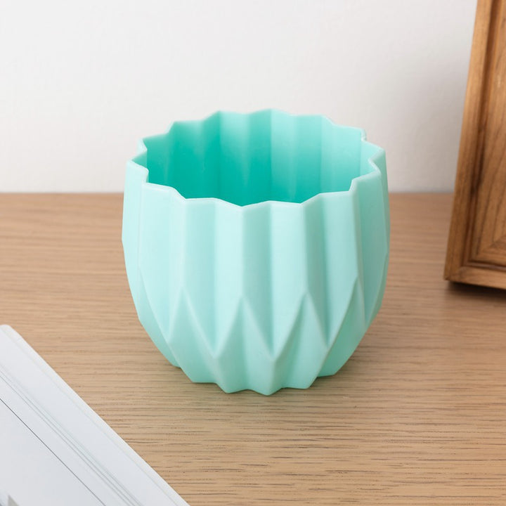 Decorative flower vase