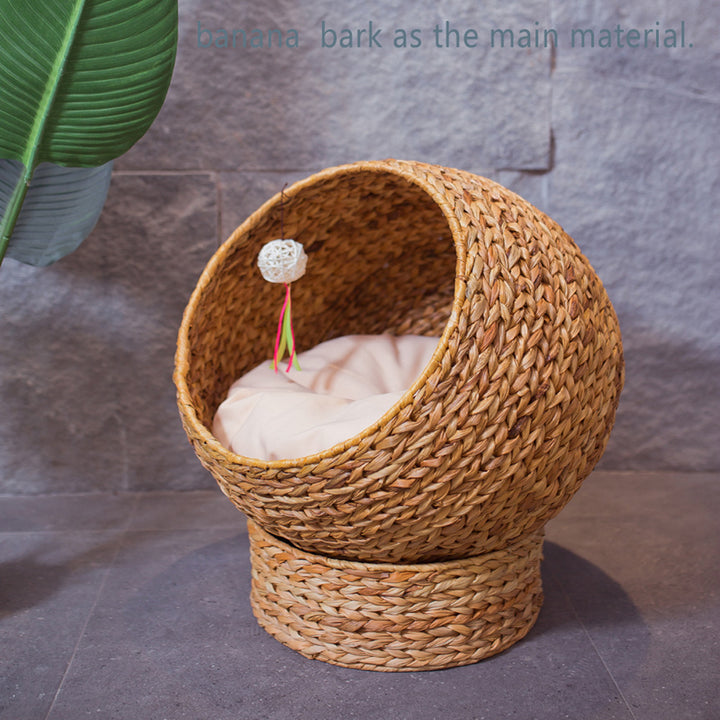 Modern cat bed made of natural handwoven