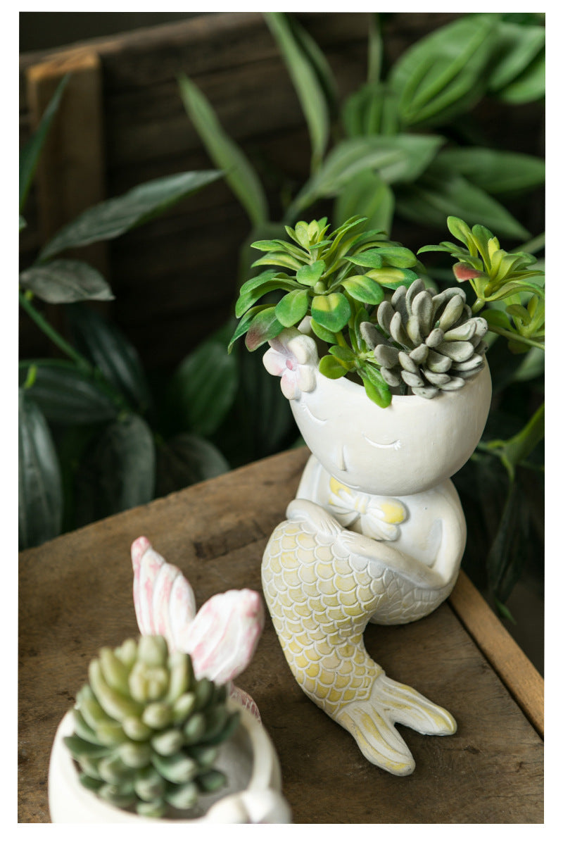 Artistic Flower Vases