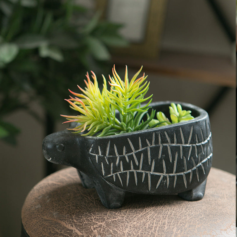 Decorative flower pot