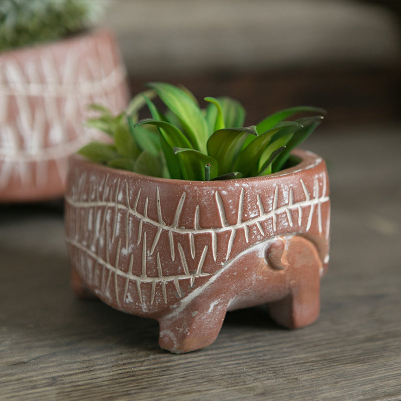Decorative flower pot