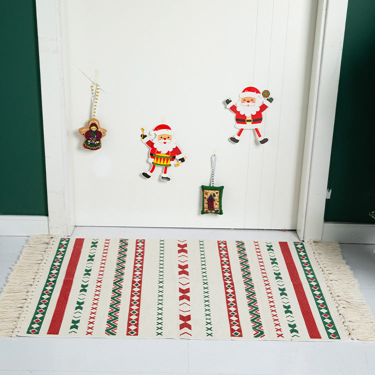 Flat-woven runner rug with Nordic Christmas pattern, tassels and cotton blend