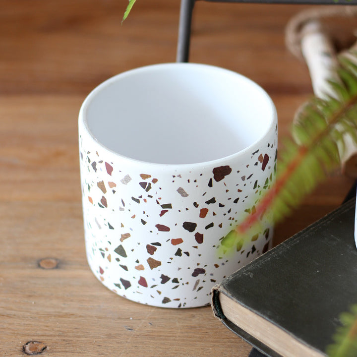 Modern flower pot