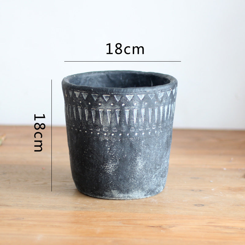 Elegant decorative pot made of high-quality concrete