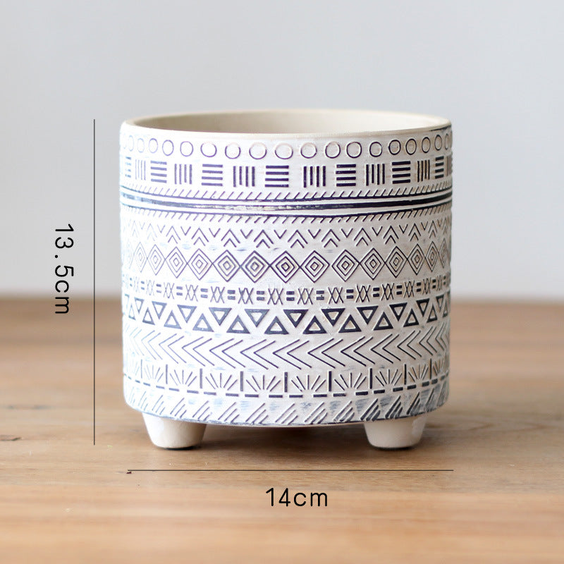 Decorative flower pot with elegant pattern