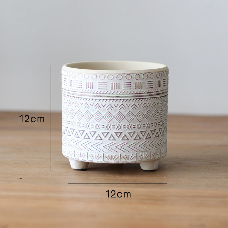 Decorative flower pot with elegant pattern