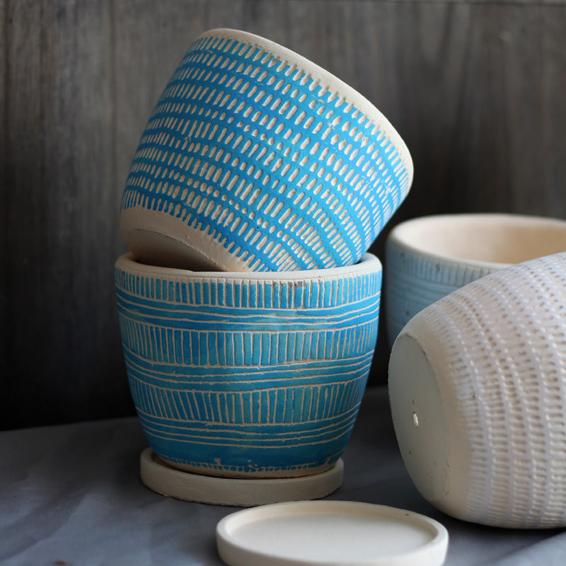 Decorative plant pot