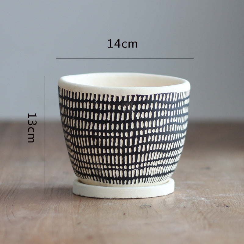 Decorative plant pot