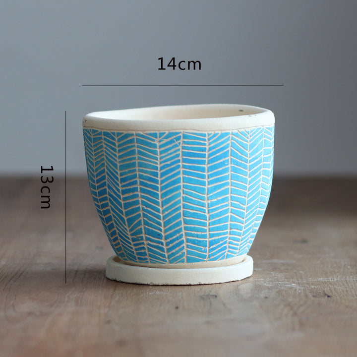 Decorative plant pot