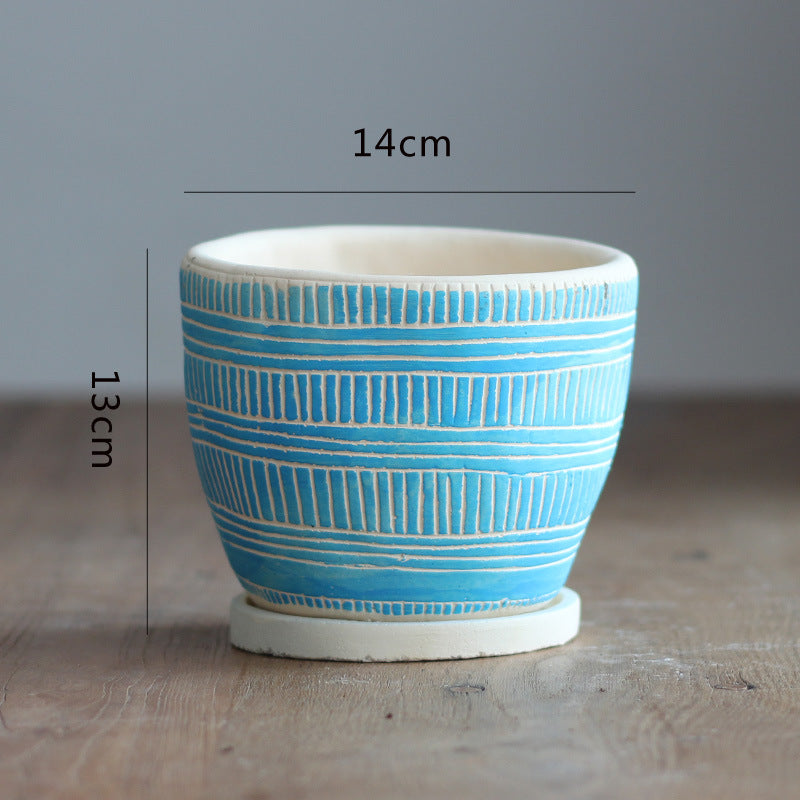 Decorative plant pot