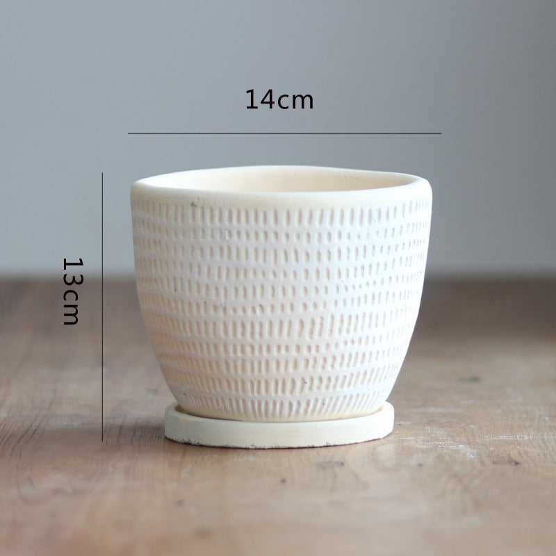 Decorative plant pot