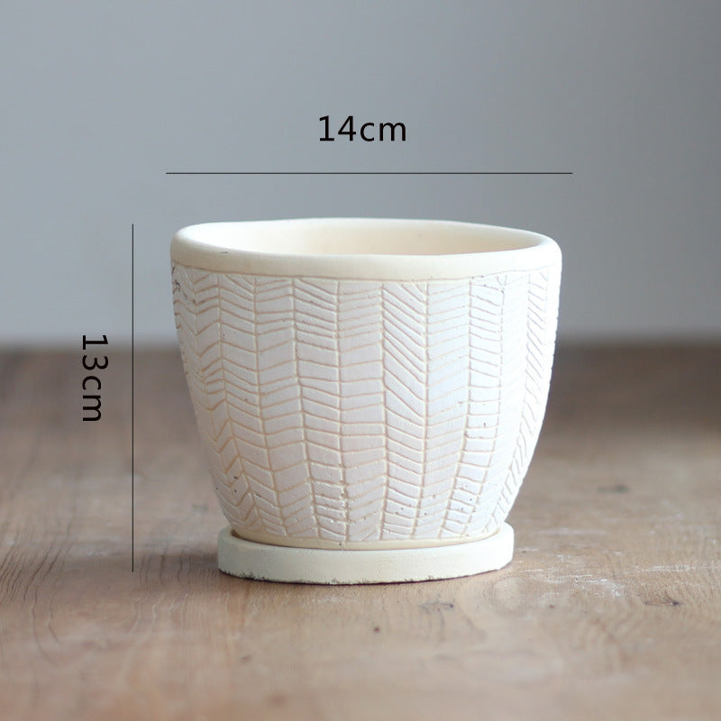 Decorative plant pot