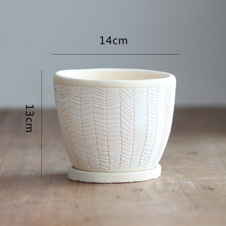 Decorative plant pot
