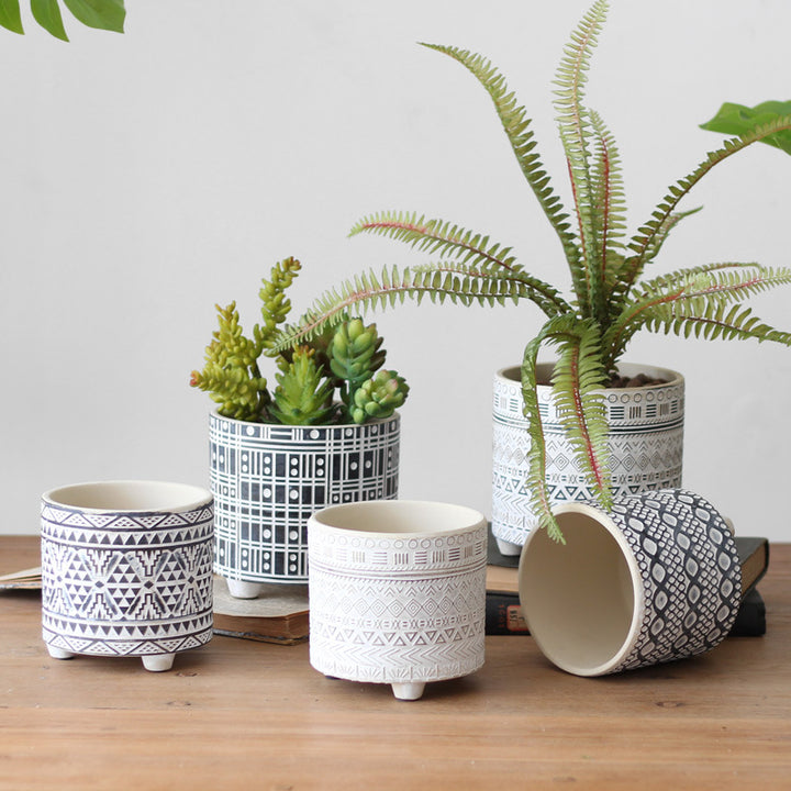 Decorative flower pot with elegant pattern