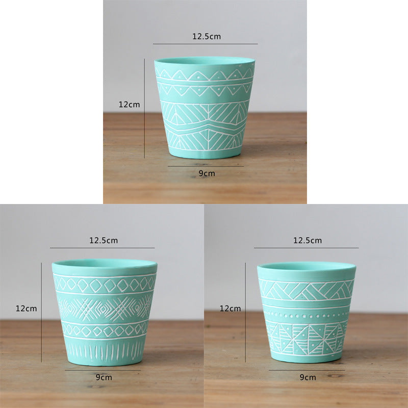 Decorative plant pot