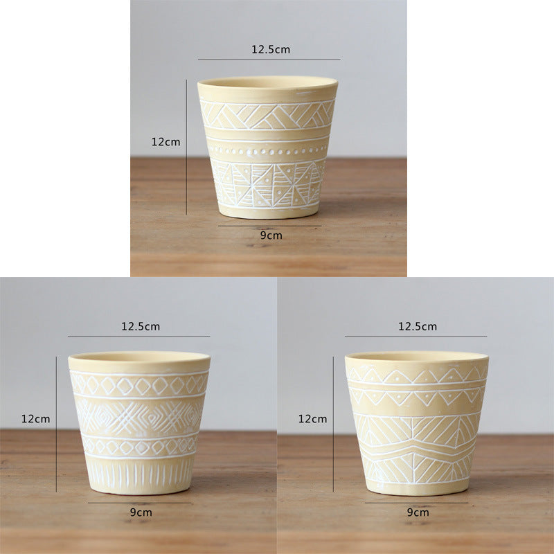 Decorative plant pot