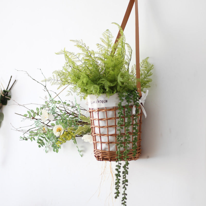 Practical basket with carrying strap