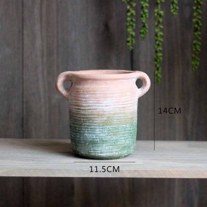 Decorative plant pot