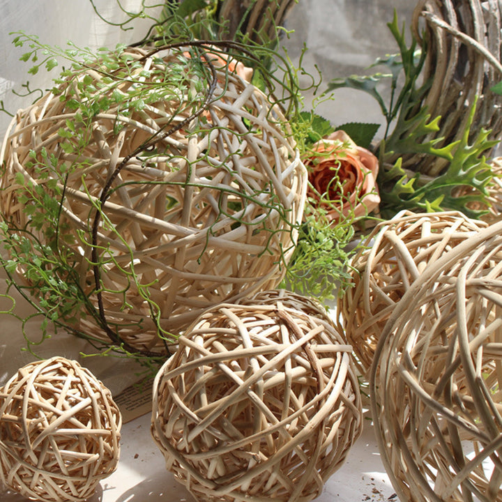Decorative natural basket