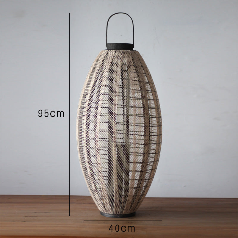 Elegant floor lamp in contemporary style