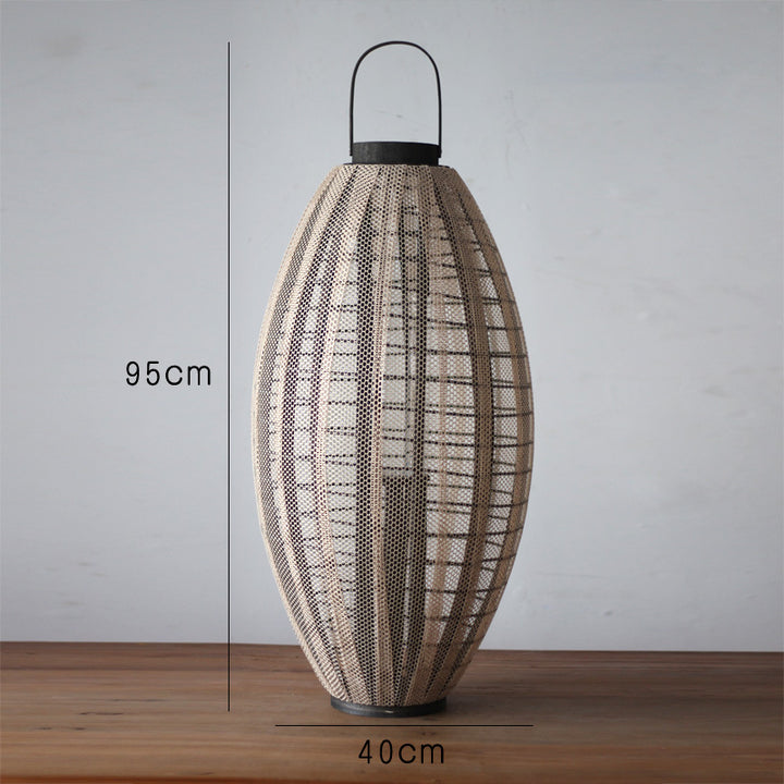 Elegant floor lamp in contemporary style