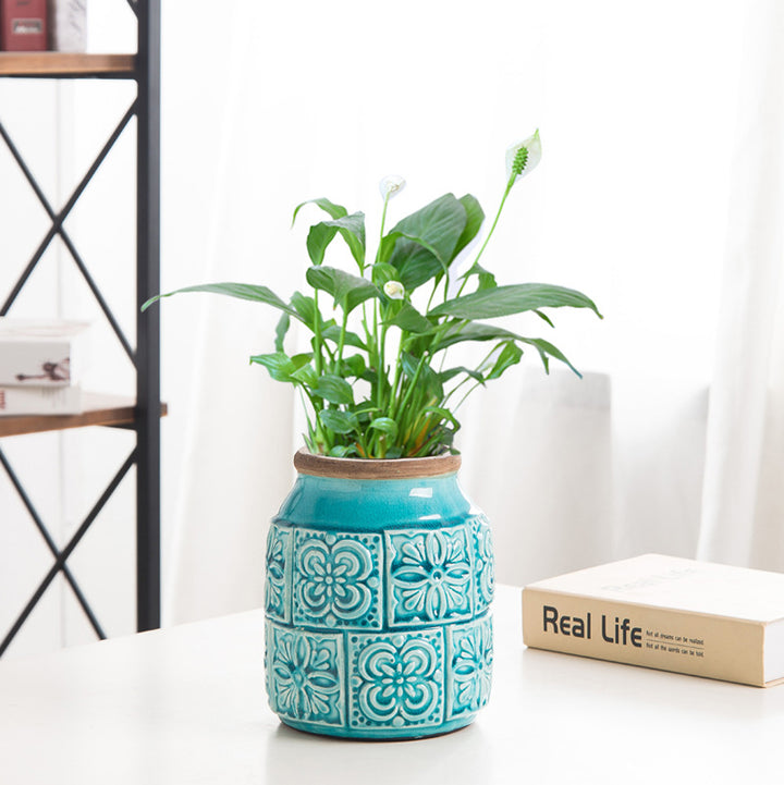 Decorative flower pot
