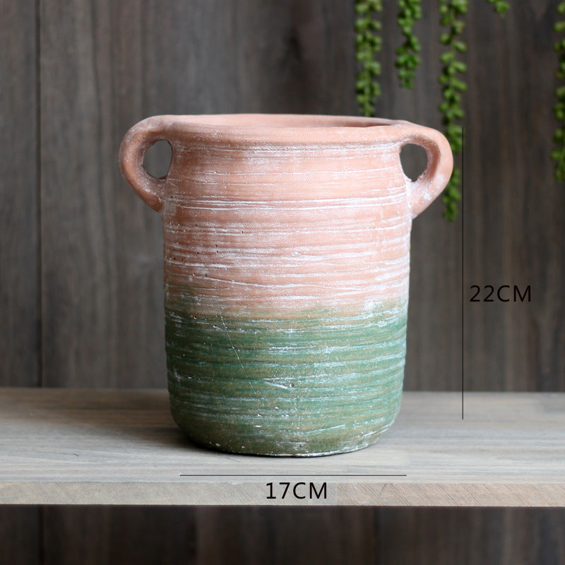 Decorative plant pot